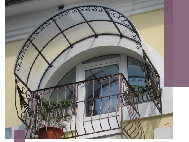 Козырьки над балконом в Жигулёвске — изготовление и монтаж