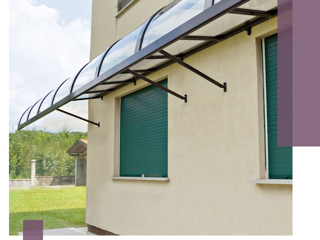 Козырьки над окнами в Жигулёвске — изготовление и монтаж по выгоде